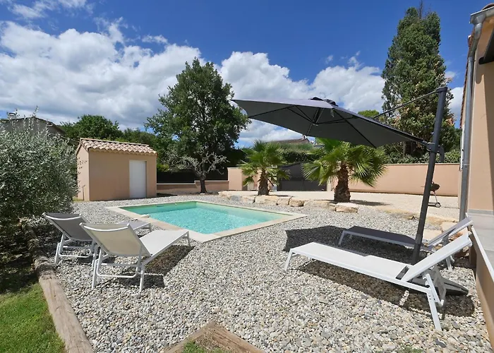 Awesome In Casa de Férias Saint-Michel-d'Euzet