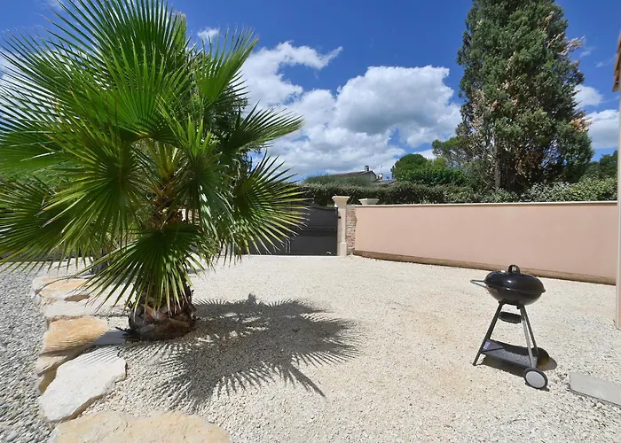 Awesome In * Saint-Michel-d'Euzet